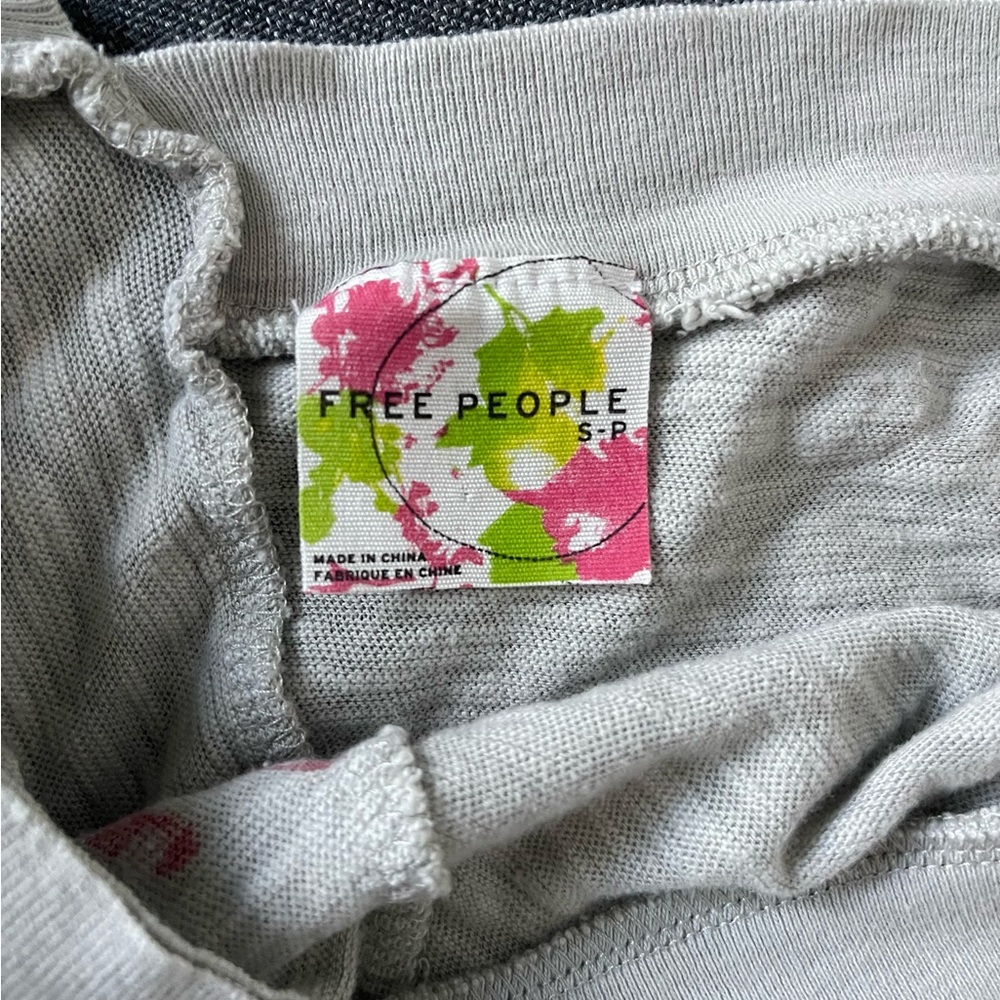 Free People Gray and Red Floral Short Sleeve Top - Picture 8 of 13